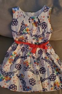 EUC Mini Boden Floral Dress Size 6-7